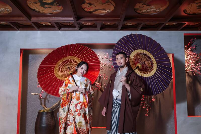 色彩が響き合う、和装ならではの華やぎ