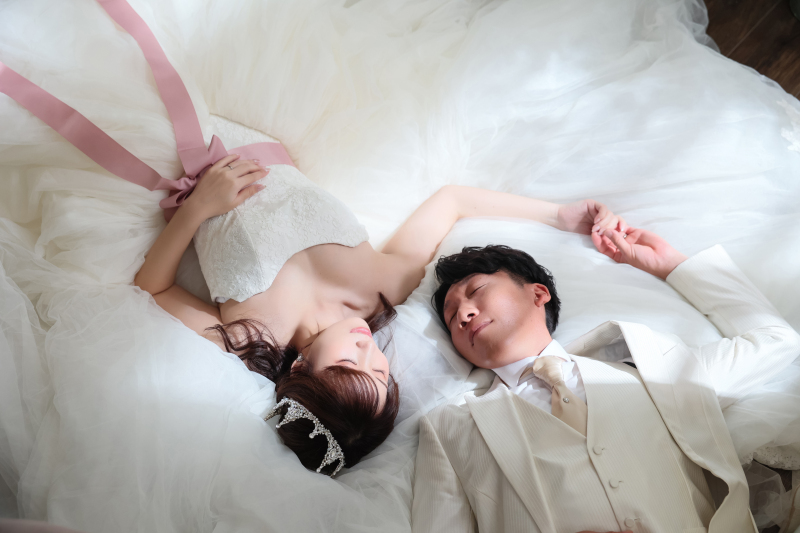 光に照らされておふたりだけの特別な時間を