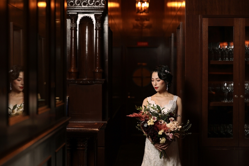 ガラスに映るご新婦様にも注目