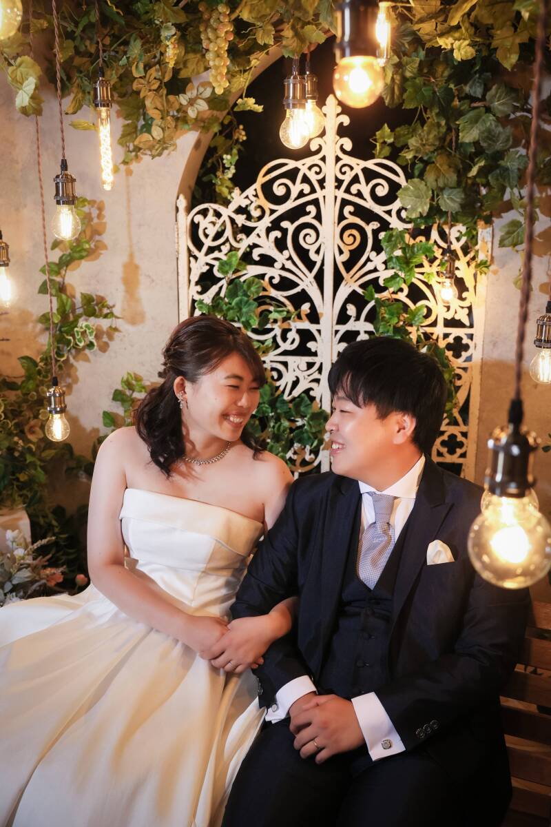 電飾に包まれた幻想的なライティング