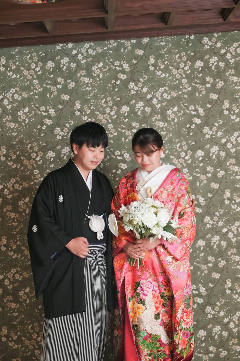 衣装の細部まで残す和装ポートレート