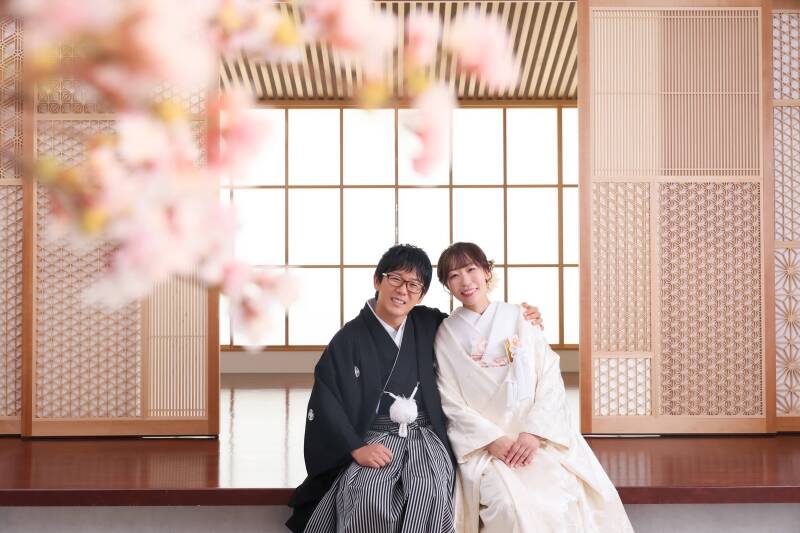 白無垢と紋付袴で綴る、おふたりらしい笑顔溢れる祝宴フォト