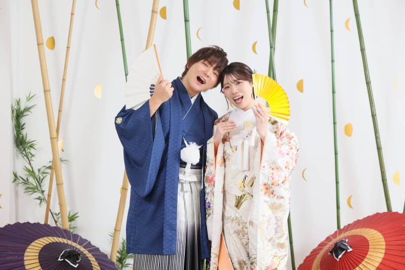 扇子と共に、遊び心を添えて