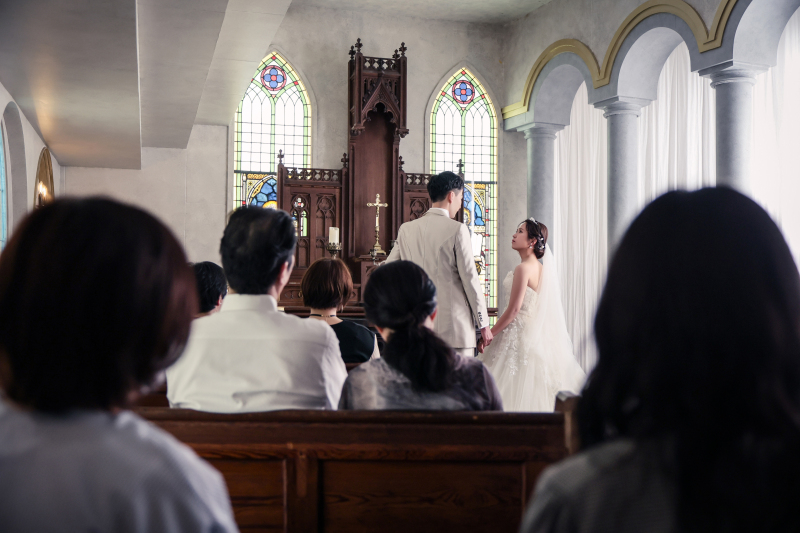 挙式っぽい写真をスタジオで!