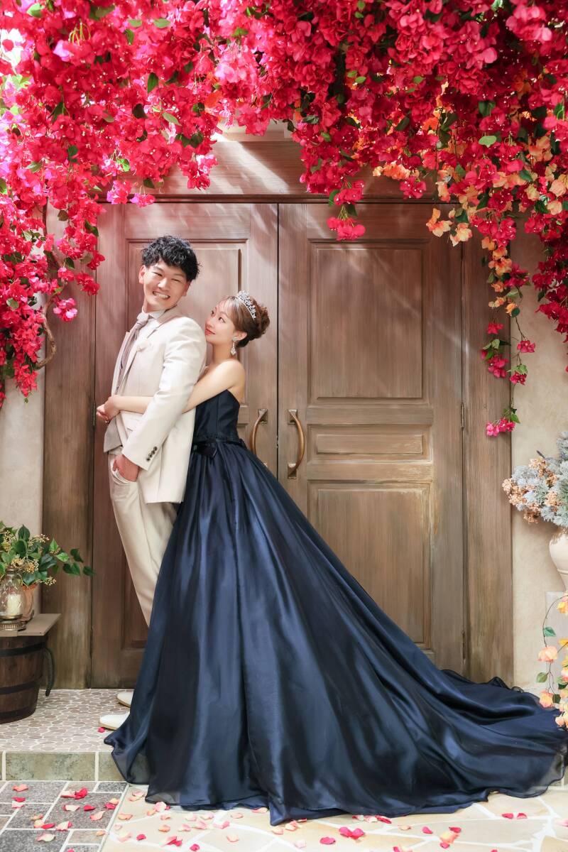 幸せ溢れる、バックスタイル