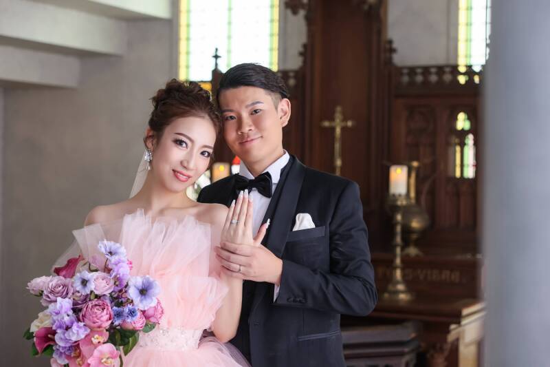 永遠の誓いを、手元から美しく