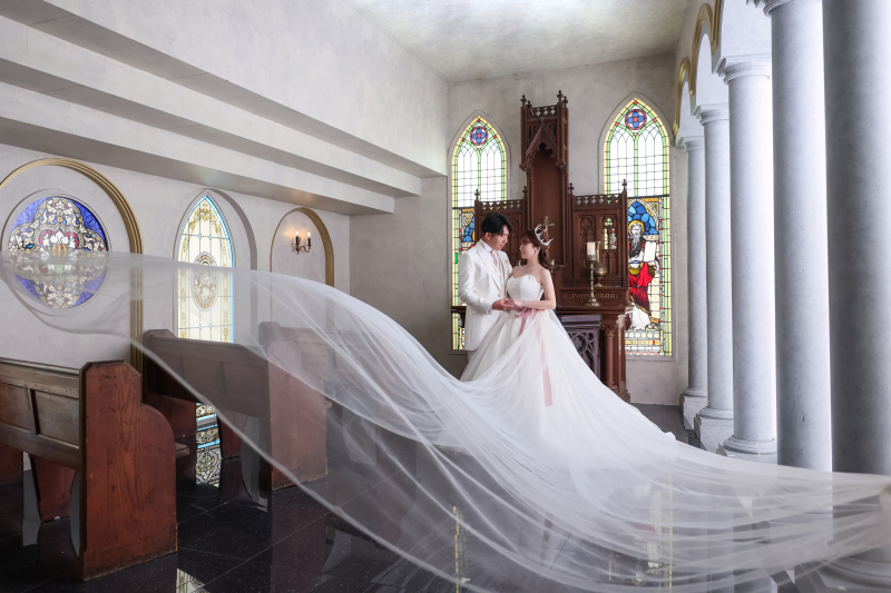 触れ合う視線と柔らかな空気感