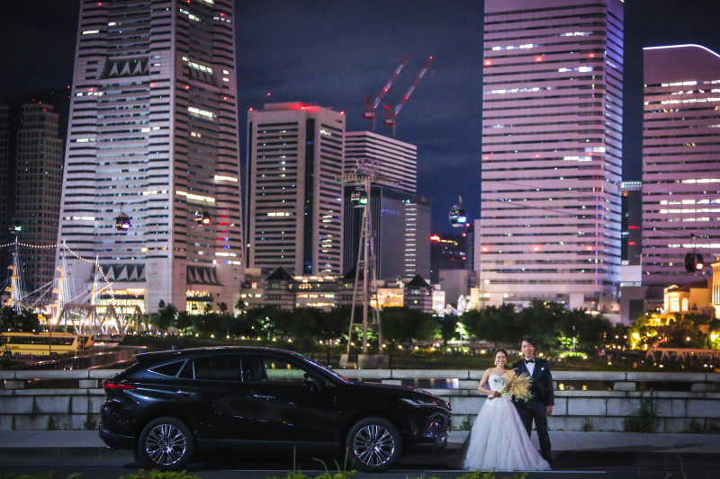 新郎様の愛車と一緒に