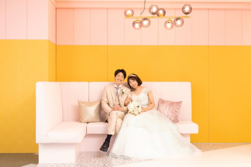 お持ち込みのブーケとブートニアで洋装スタジオ撮影♪