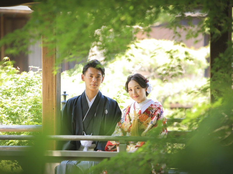 緑に囲まれた自然なお写真