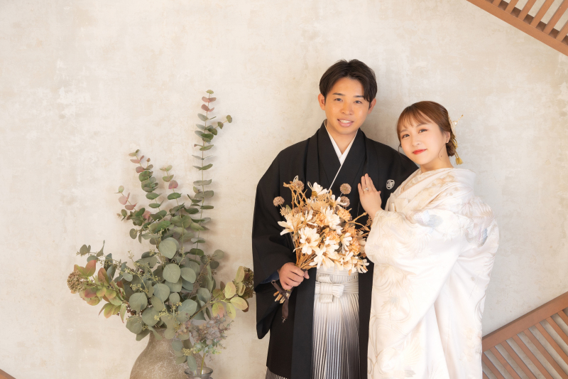 新郎様がブーケを持って☆