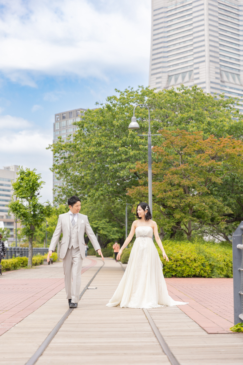 汽車道を象徴する線路で