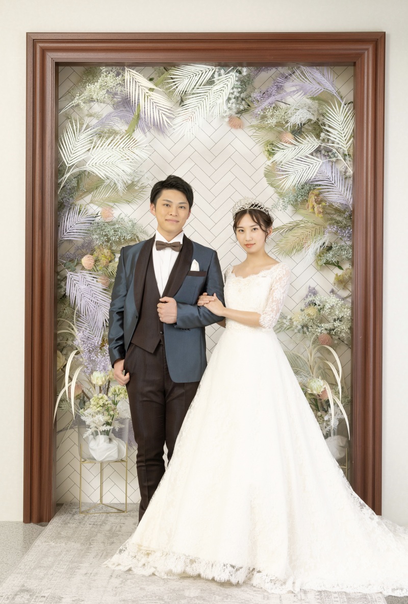 洋装でもカチッとしたお写真を！