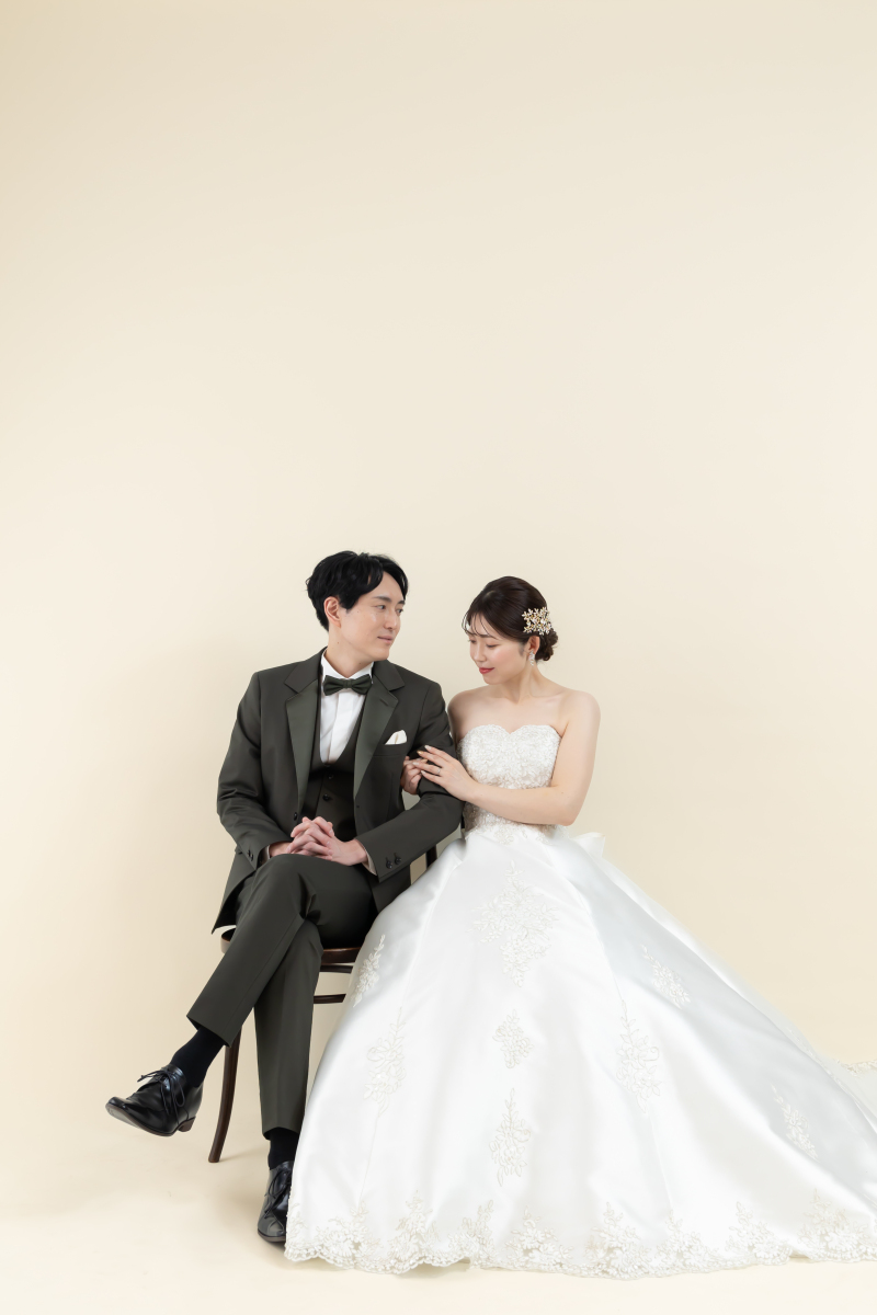 無地の背景でシンプルシックに♡