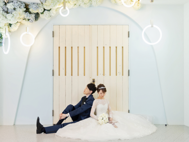 雰囲気のある座りポーズでも・・・