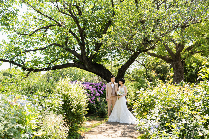 たくさんのお花や草木に囲まれて.。.:*