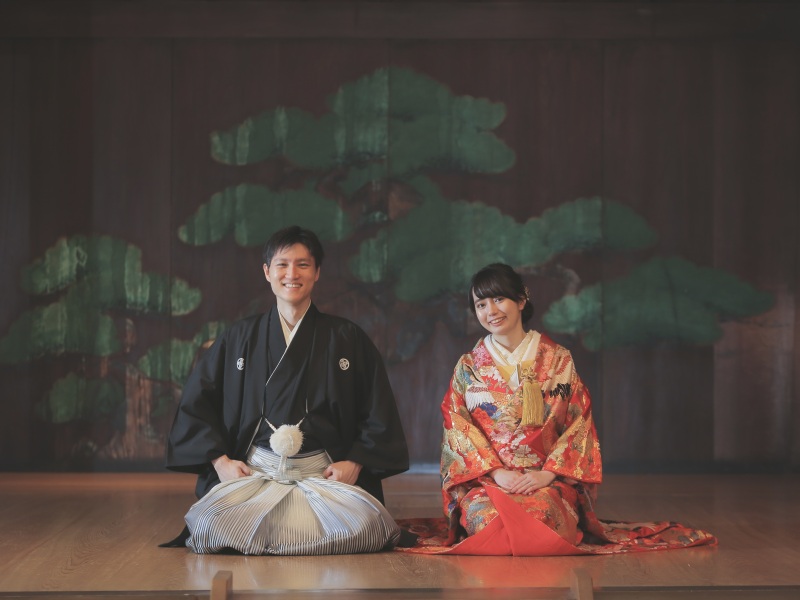 歴史のある能舞台の上で