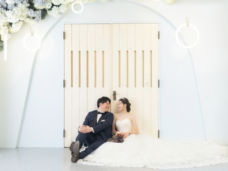 地面に座って自然に♪