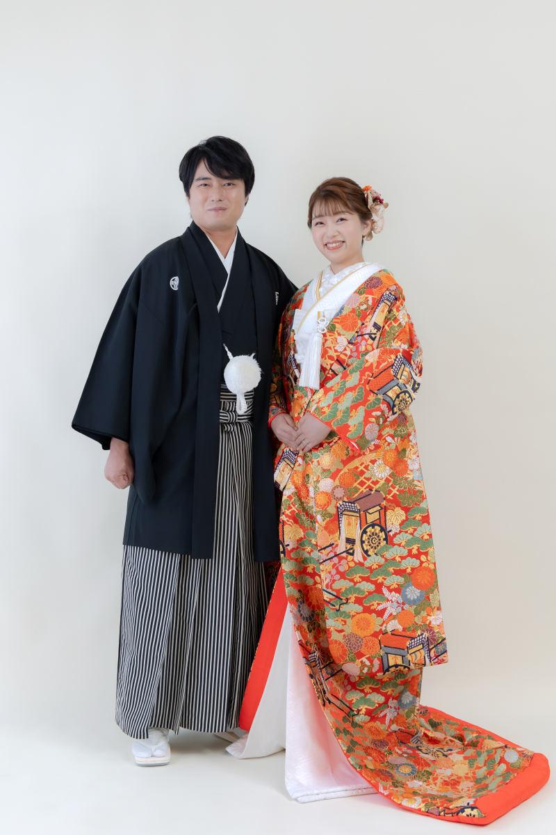 スタジオでは和装で