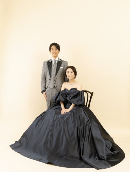 洋装3着着ていただける平日撮影を!!