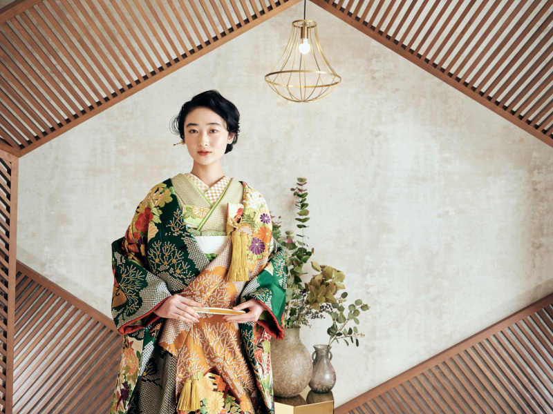 Photo Maison écrin 横浜店_色打掛・着物が豊富