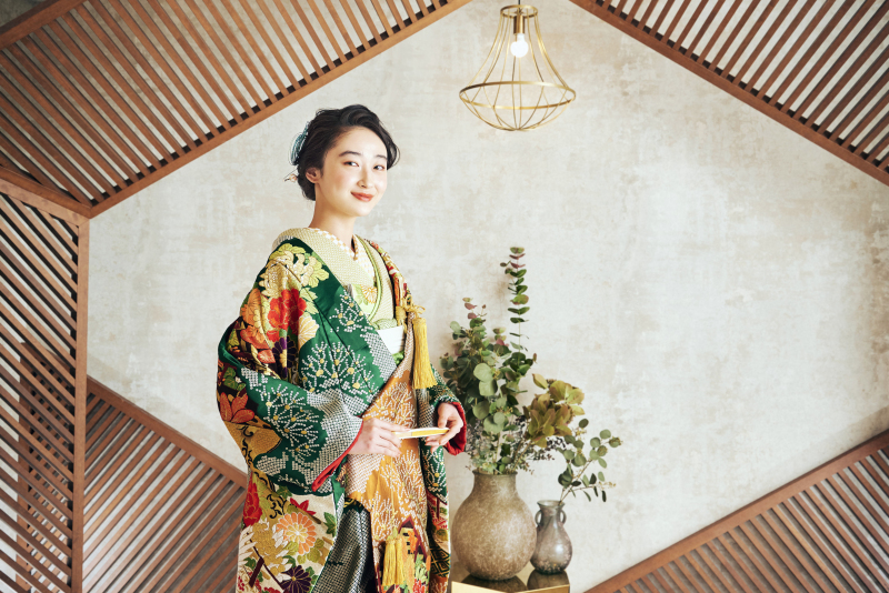 Photo Maison écrin 横浜店_色打掛・着物が豊富