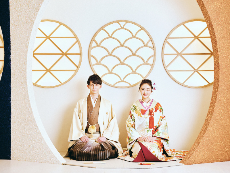【通常価格178,000円(税抜)が期間限定で5万円OFF!】【衣裳2着選び放題】和装スタジオ撮影12Pアルバム付きプラン