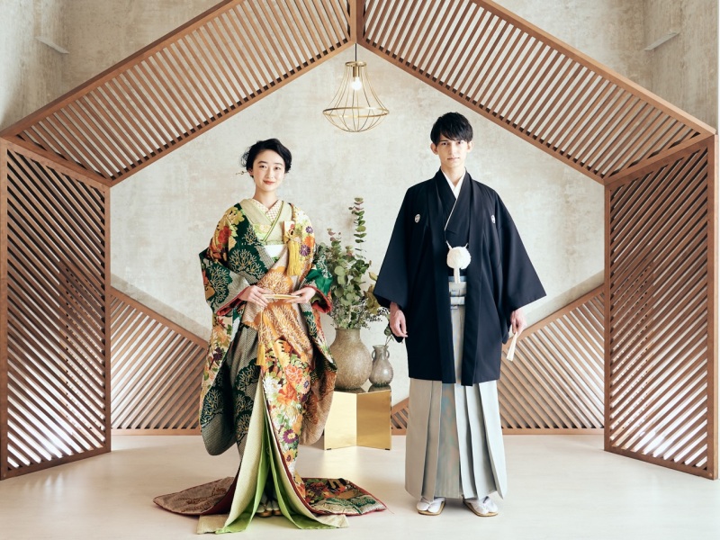 【通常価格178,000円(税抜)が期間限定で5万円OFF!】【衣裳2着選び放題】和装スタジオ撮影12Pアルバム付きプラン