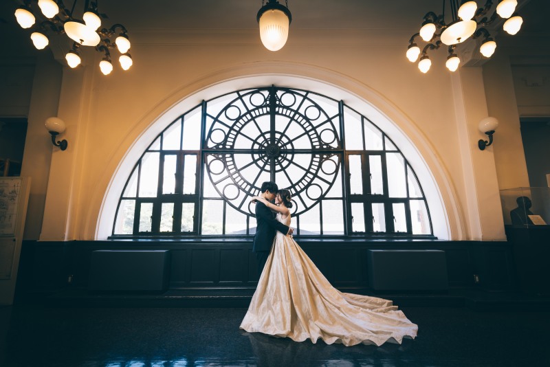 【Autumnキャンペーン!!!】横浜開港記念会館ロケーション撮影・データ100カット付きプラン 【衣裳選び放題】