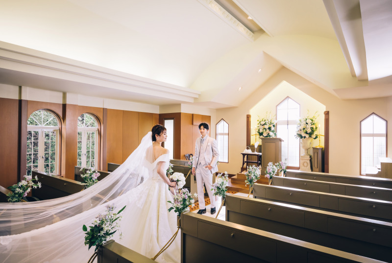 【Autumnキャンペーン!!!】チャペル(山手ヘレン記念教会)撮影・データ100カット付きプラン【衣裳選び放題】