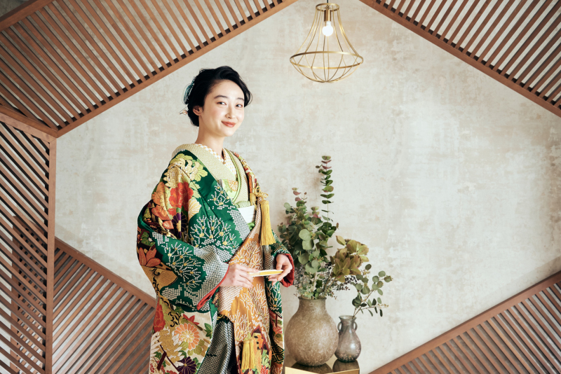 【通常価格158,000円(税抜)が期間限定で5万円OFF】【衣裳2着選び放題】和装ソロウェディング撮影12Pアルバム付き