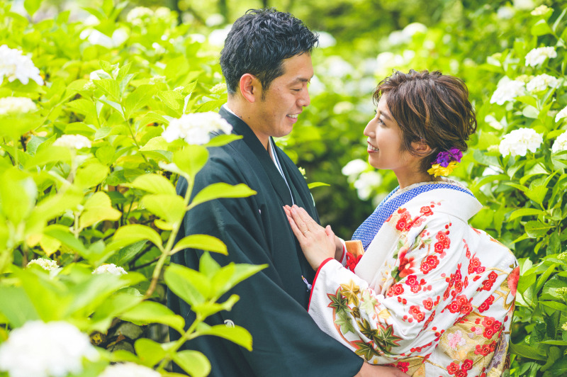 紫陽花に囲まれて