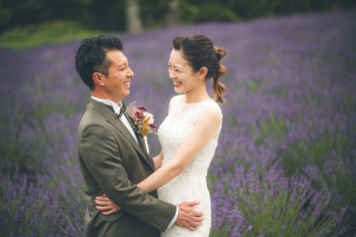 eneen wedding GUNMA_【花畑】季節の花々に囲まれて色鮮やかなフォト
