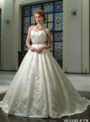 ベリークラウディア