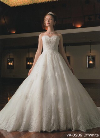 ベリークラウディア