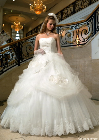 ベリークラウディア