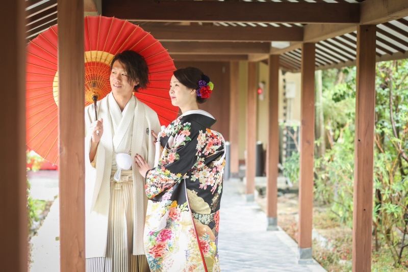 【和装・洋装2着プラン】土日UP&衣裳追加料金なし!400着の中から衣裳から選び放題!