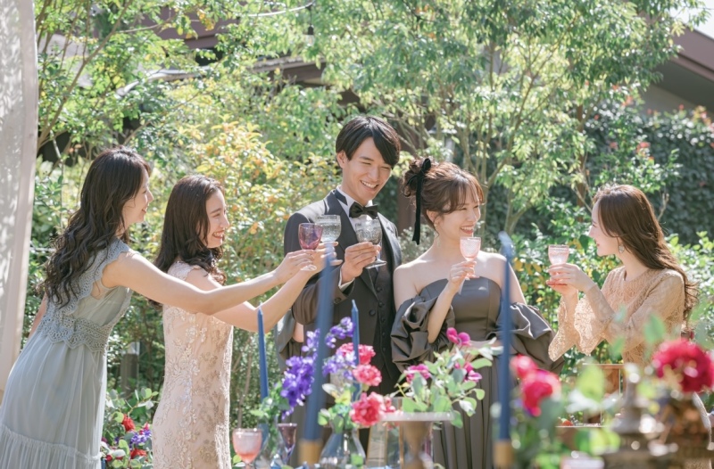 【ご家族と一緒にフォト+食事会プラン】撮影のあとはゆっくりお食事会♪(6名様分のお食事、衣装、美容、データ、レタッチ付)