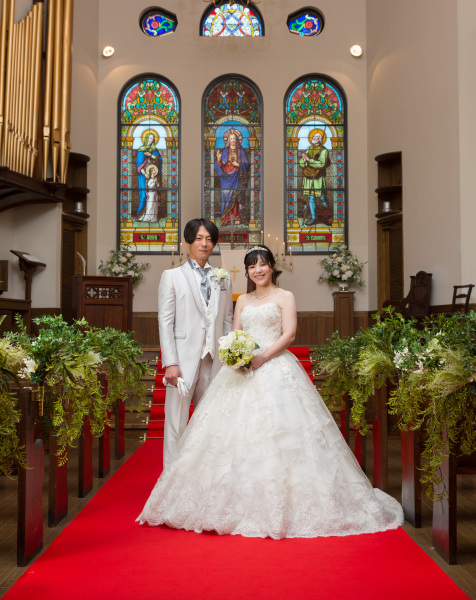 まずはチャペルで!