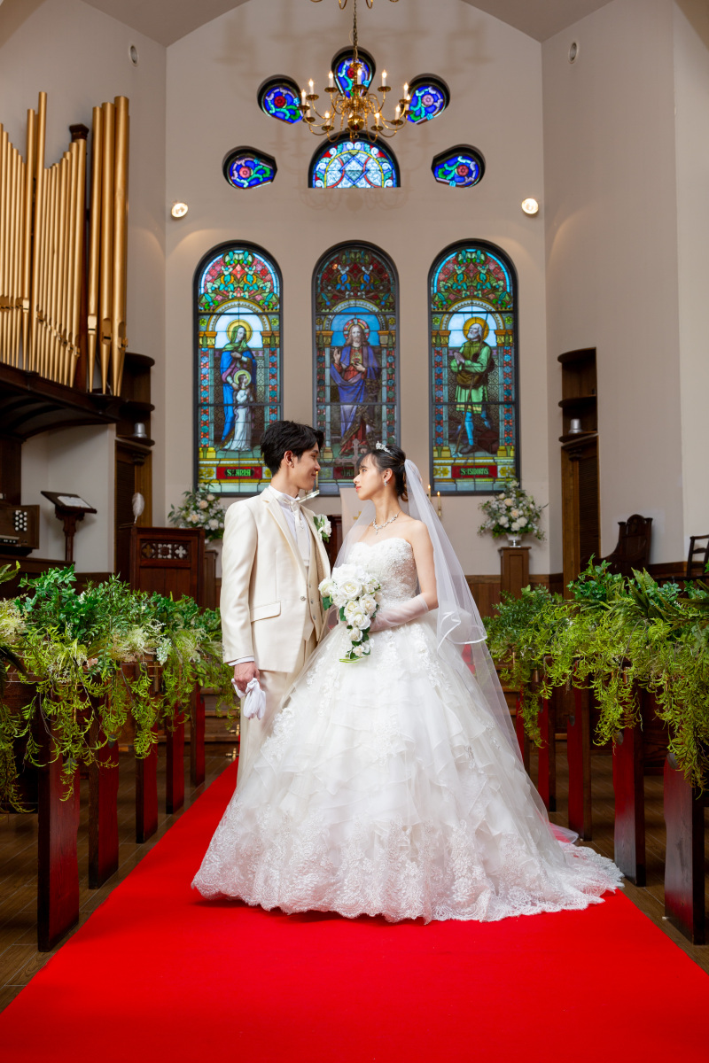 《チャペルで本格挙式付き》洋装1着・和装1着/スタジオ◇150カットデータ&20Pアルバム付き