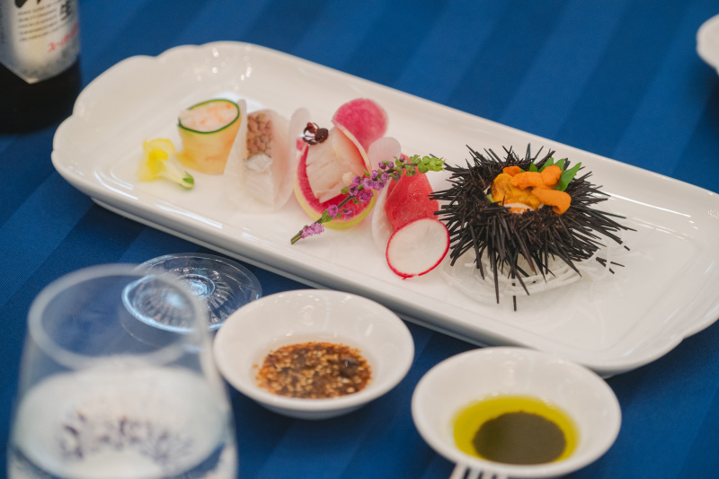 《挙式&会食付き》洋装2着・和装1着/スタジオ◇150カットデータ&30Pアルバム付き