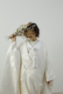 グリーン×ベージュコーデ