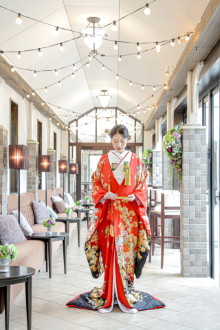 76-350　赤雪輪花車