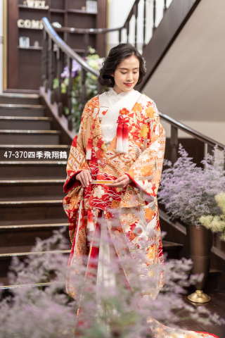 47-370　四季飛翔鶴