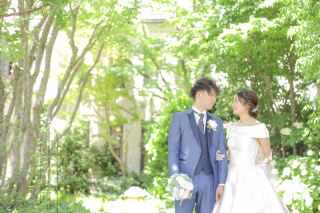 緑あふれる邸宅でのフォトウエディング