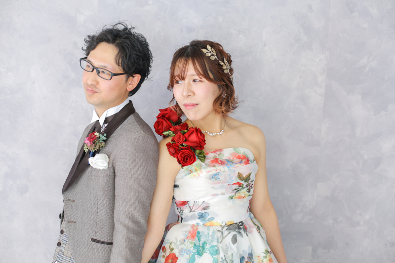 シンプルな壁紙背景もスタイリッシュ！