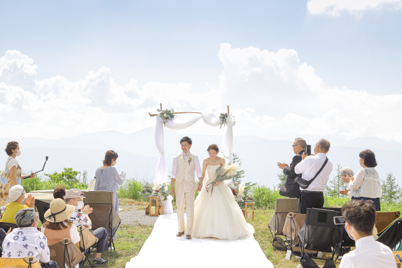 大自然の中での誓い