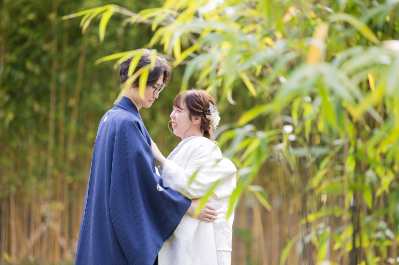 笹の葉越しのお2人