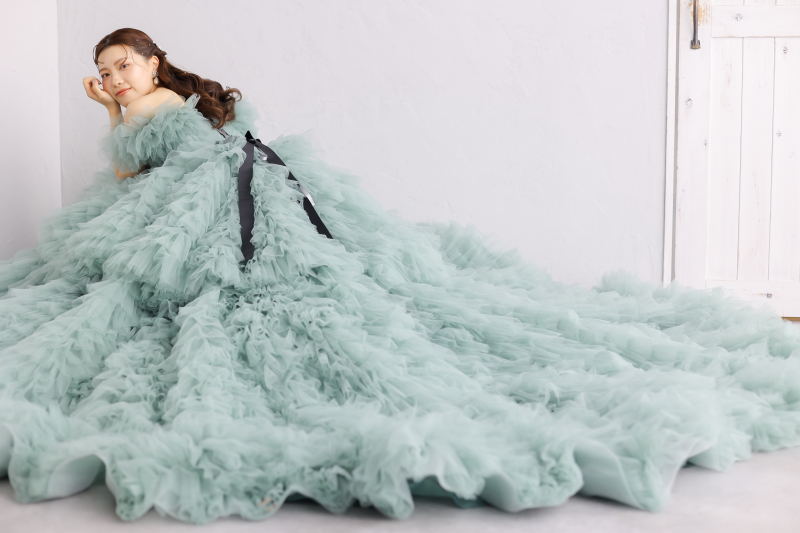 【当店人気No,1】洋装スタジオプラン|ドレス&タキシード|結婚式前撮りにおすすめ|データ30カット付|8万円台で叶う