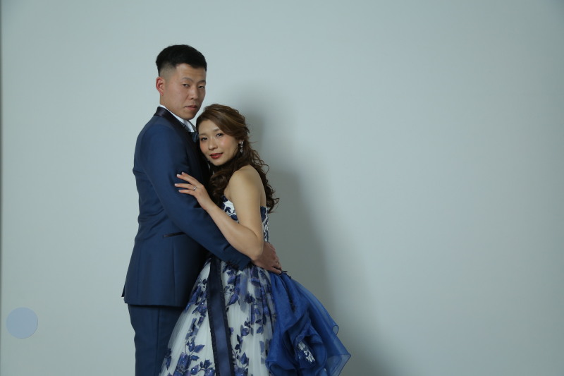 【衣装で選ぶフォトウェディング】洋装2着スタジオプラン｜新郎2着新婦2着｜こだわり派納得の品揃え｜式場使用ドレスが着れる